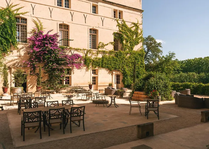 Chateau De Pondres