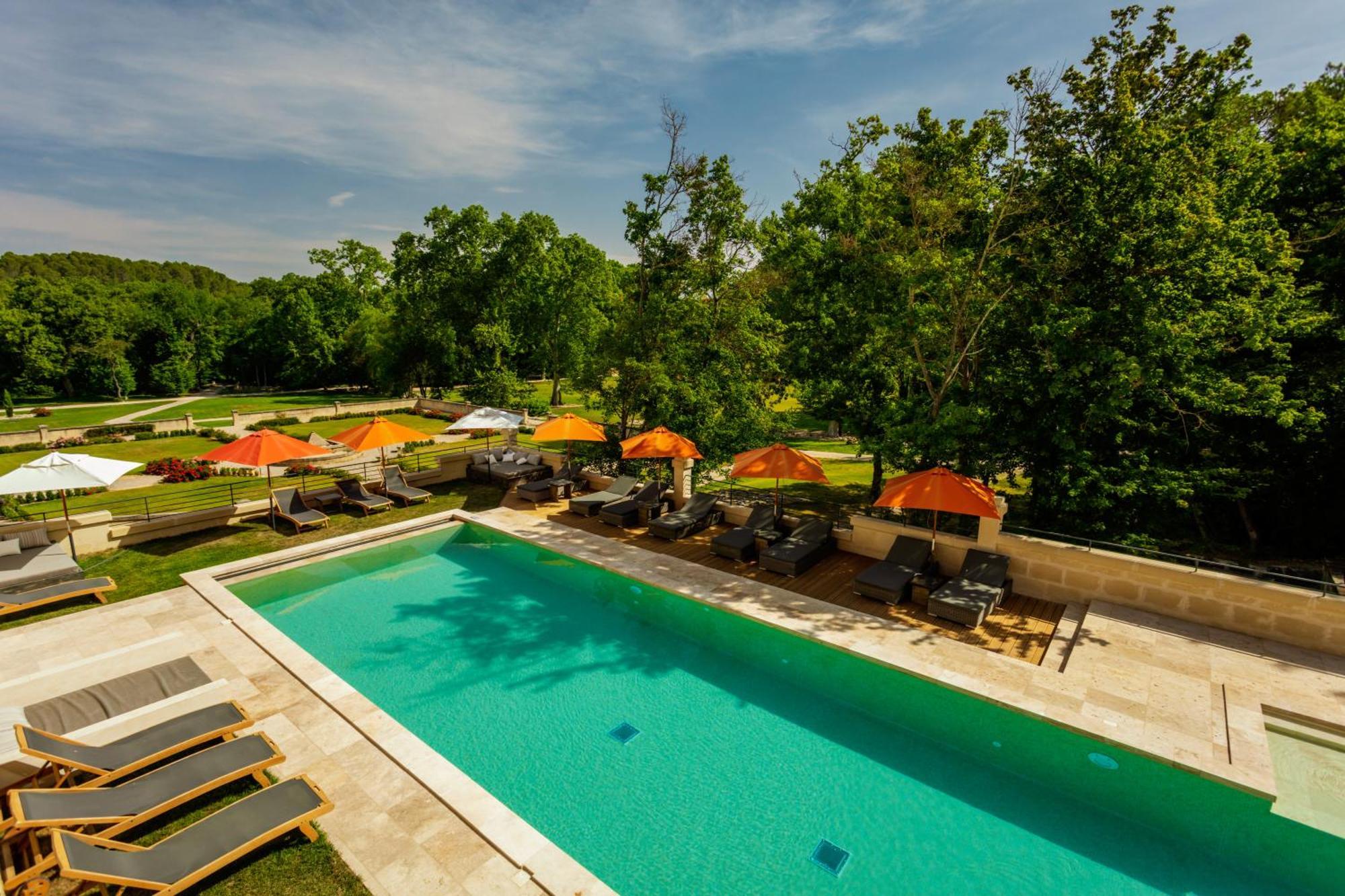 Chateau De Pondres Hotel