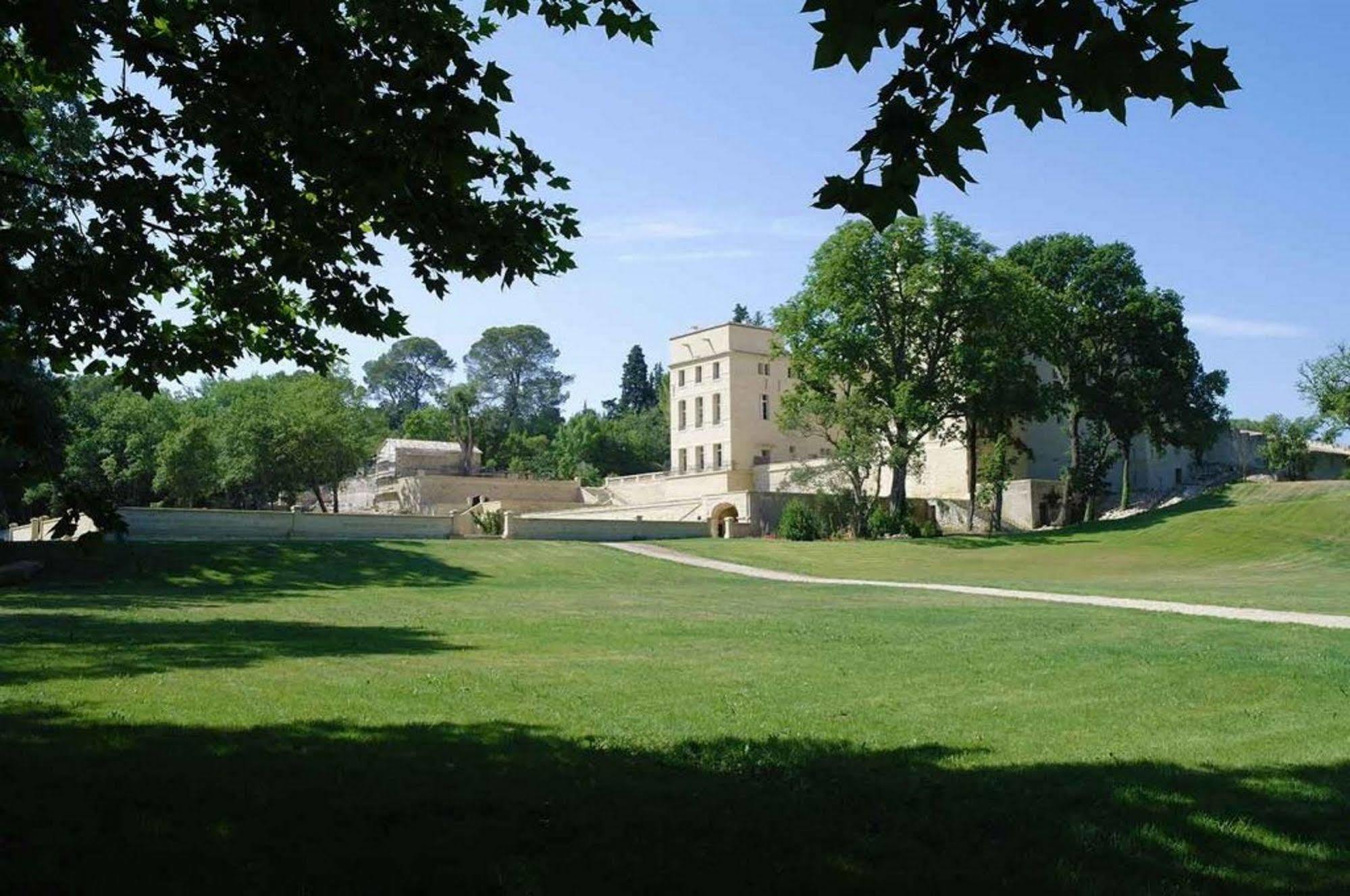 Chateau De Pondres 4* Villevieille