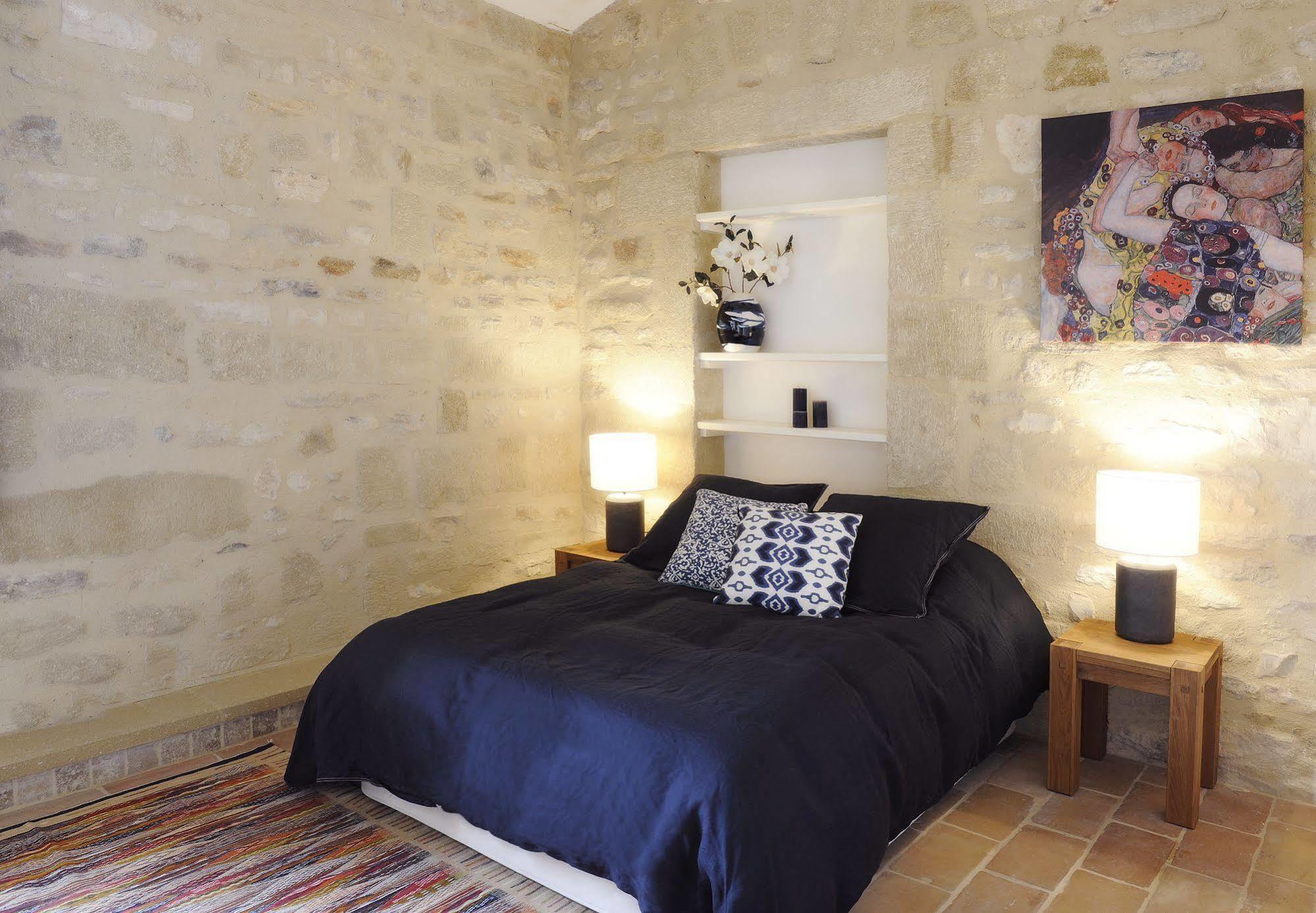 Chateau De Pondres Hotel